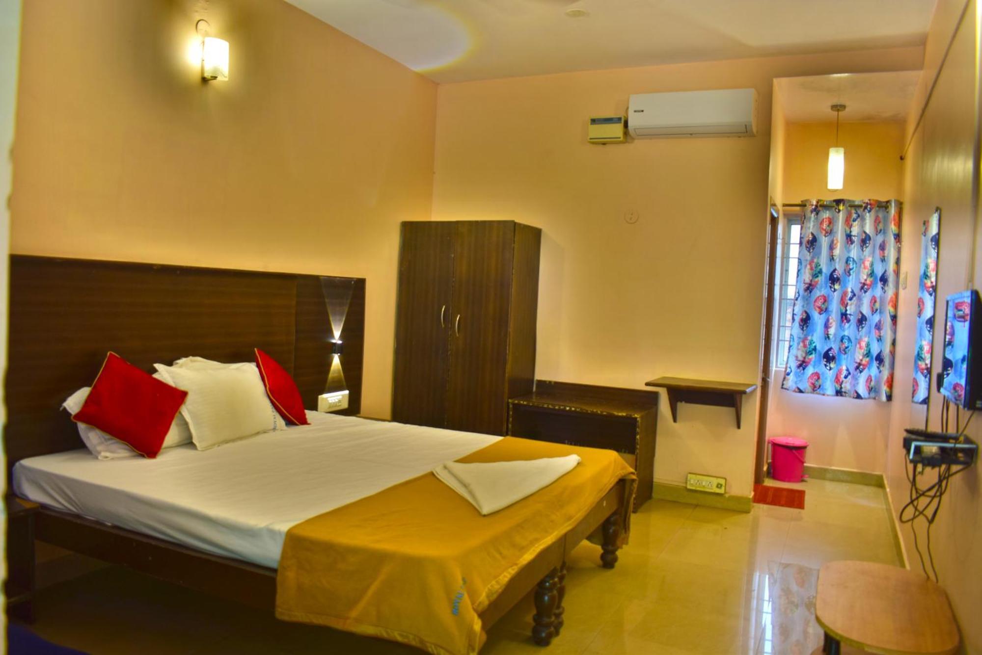 Jains Royal Palace Resorts 옐라기리 외부 사진