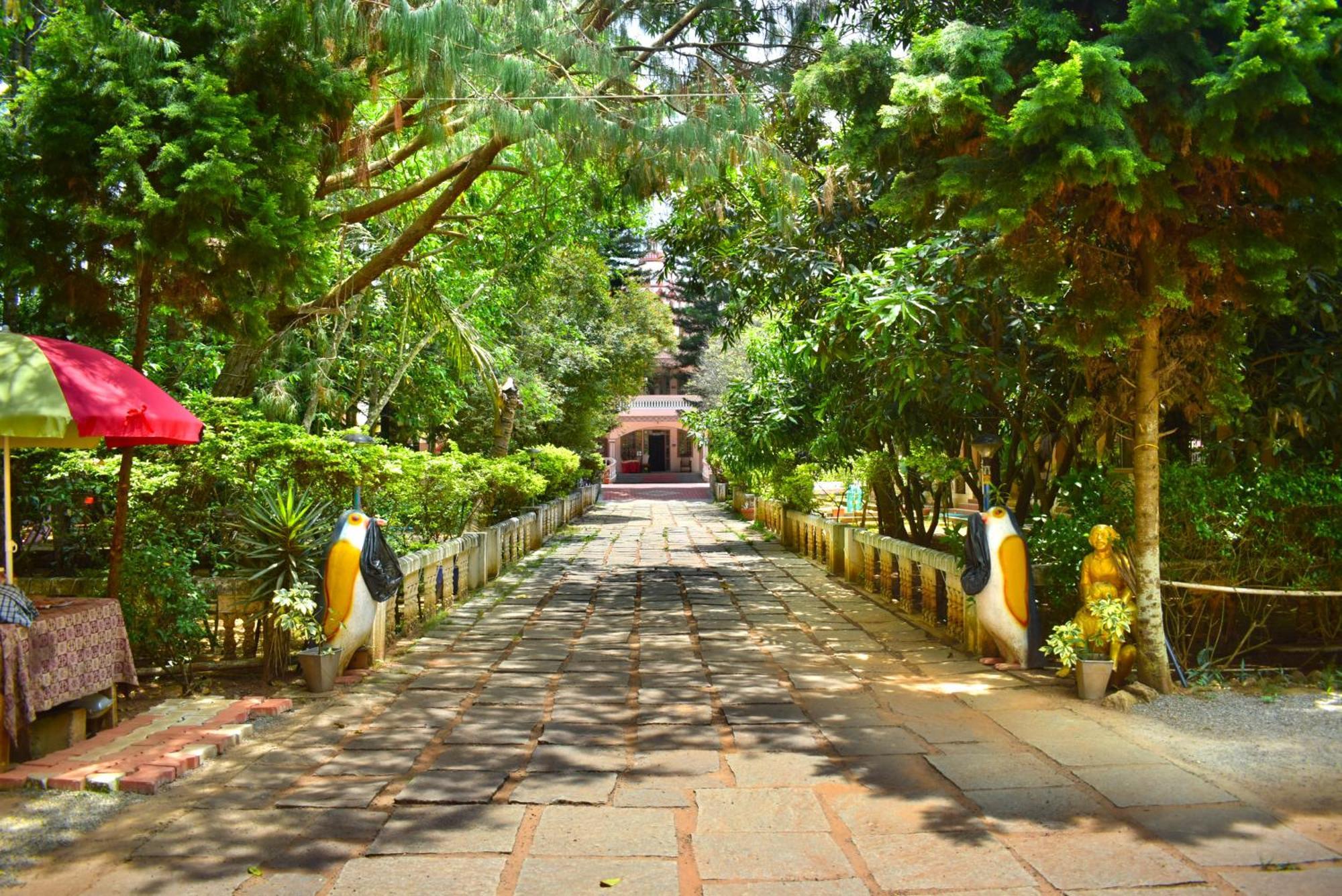 Jains Royal Palace Resorts 옐라기리 외부 사진