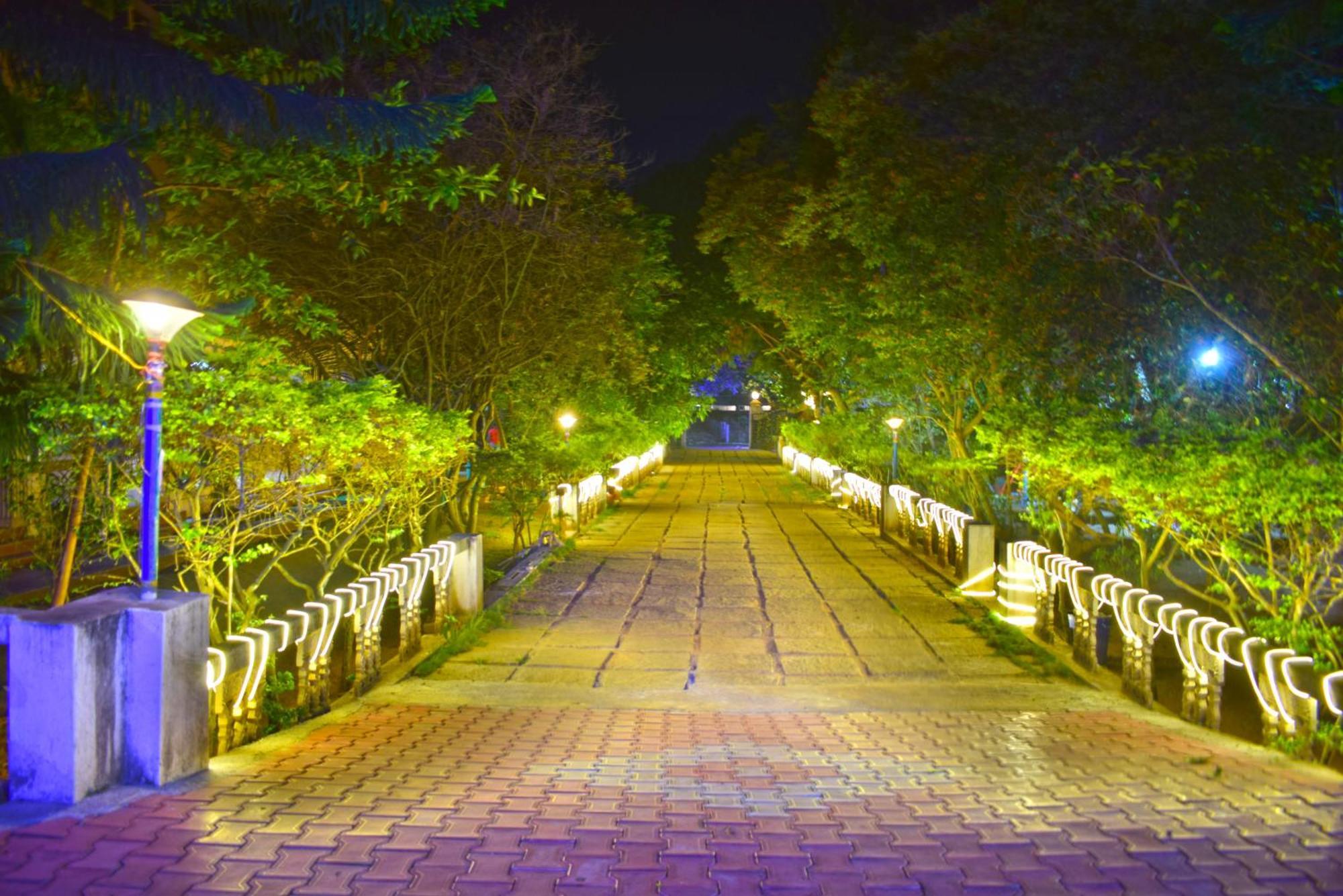 Jains Royal Palace Resorts 옐라기리 외부 사진