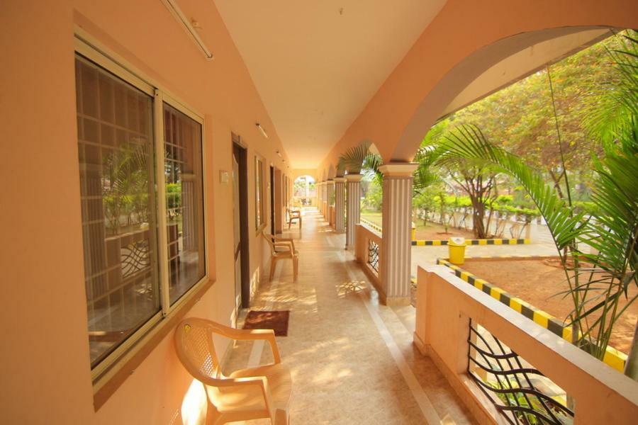 Jains Royal Palace Resorts 옐라기리 외부 사진