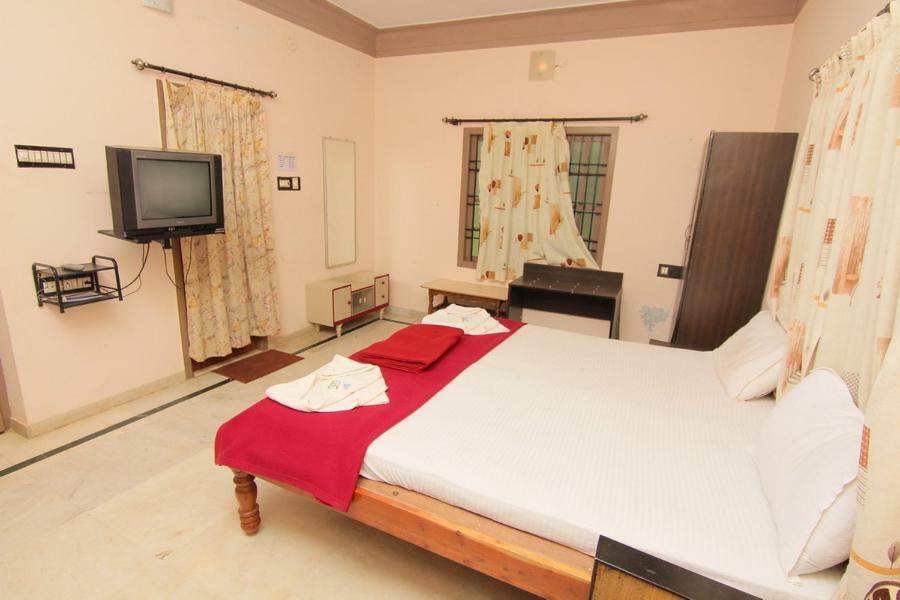 Jains Royal Palace Resorts 옐라기리 외부 사진