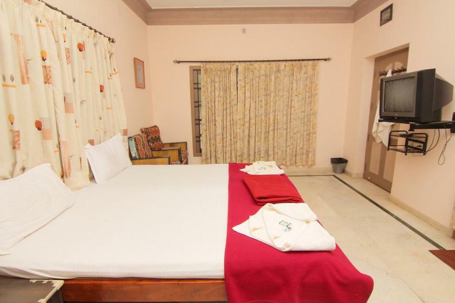 Jains Royal Palace Resorts 옐라기리 외부 사진