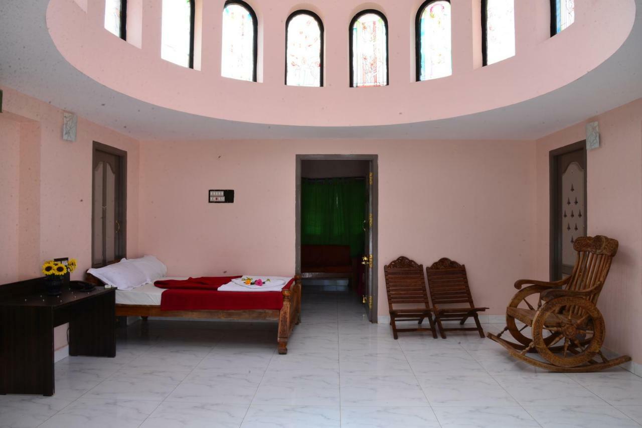Jains Royal Palace Resorts 옐라기리 외부 사진